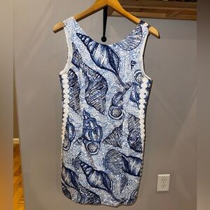 Lilly Pulitzer Blue and White stuffed shells mila shift dress size 8